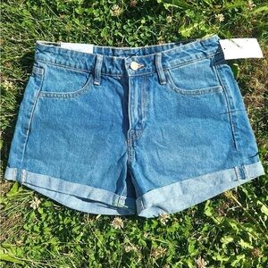 H&M Denim Blue Cuffed Jean Shorts BNWT Size 2